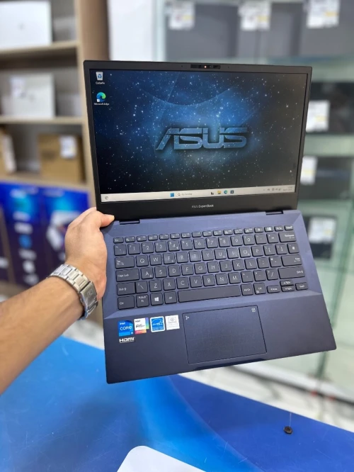 ASUS EXPERTBOOK B53 CPU: CORE I5 / 1135G7 8 cœurs CACHE DISC : 256 GB  (SSD) RAM : 08  GB  