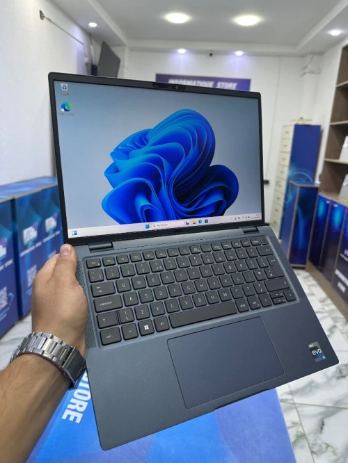 DELL LATITUDE 7440 CORE : INTEL I5 - 1345U DISC : 512 GB  (SSD)  RAM : 32 GB  TACTILE 