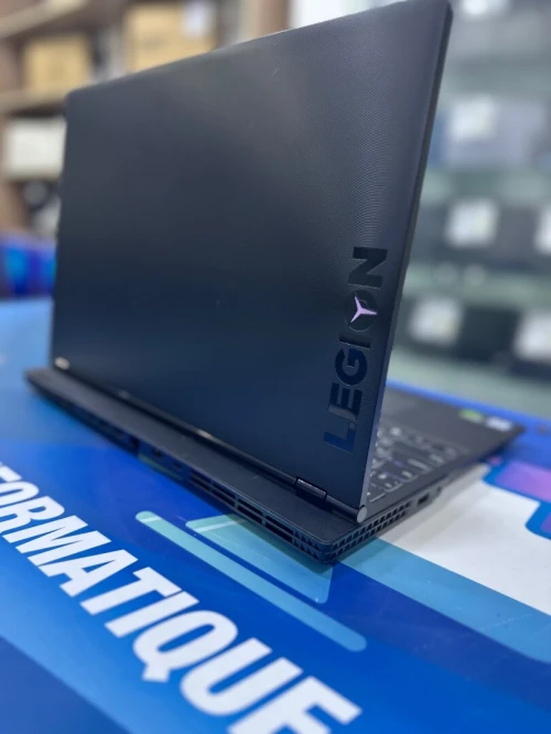 LÉGION 81FV  CORE : intel i5 / 8300H DISC : 256 GB  (SSD) + 01 TB HDD RAM : 16 GB