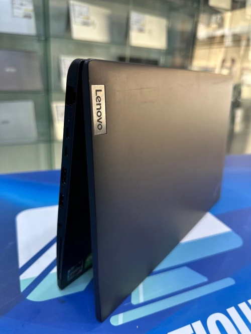 THINKPAD L14  CORE : RYZEN 5 PRO 7530U DISC : 256 GB  (SSD)  RAM : 16 GB  