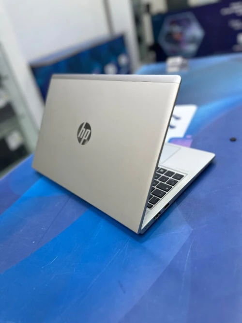 HP PROBOOK 650 G8 CORE : INTEL i5 - 1145G7 DISC : 256 GB  (SSD)  RAM : 16 GB  ÉCRAN TACTILE 