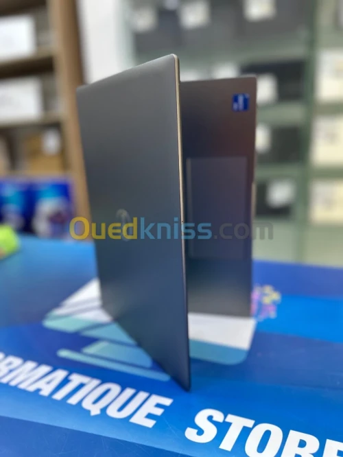 DELL LATITUDE 7440 CORE : INTEL I5 - 13EME DISC : 256 GB  (SSD)  RAM : 16 GB  TACTILE