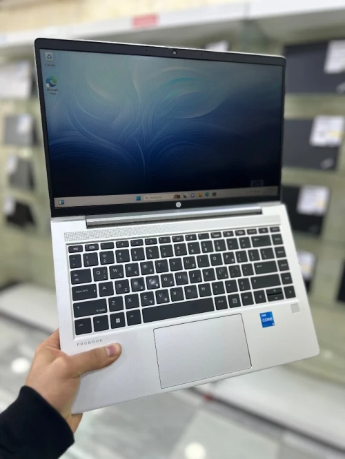 HP PROBOOK 440 G9 CORE : i5 / 1235U  DISC : 512 GB  (SSD) RAM : 16 GB  
