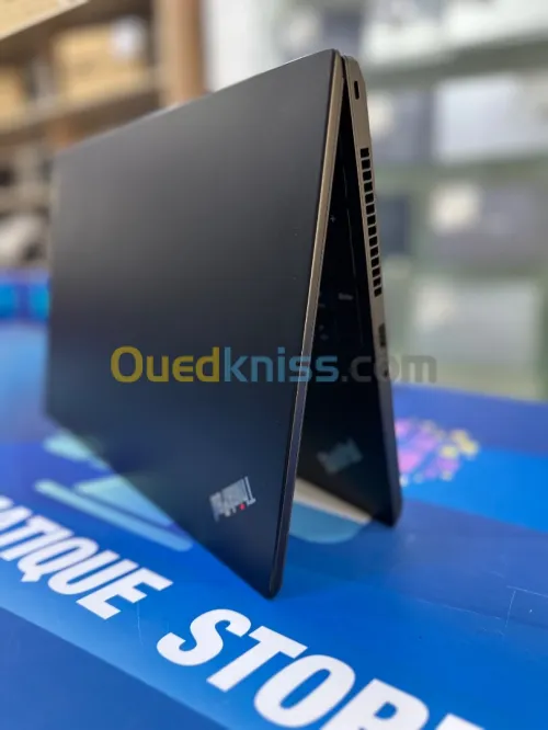THINKPAD L15  CORE : Intel i5 / 1135G7  DISC : 512 GB  (SSD)  RAM : 16 GB  