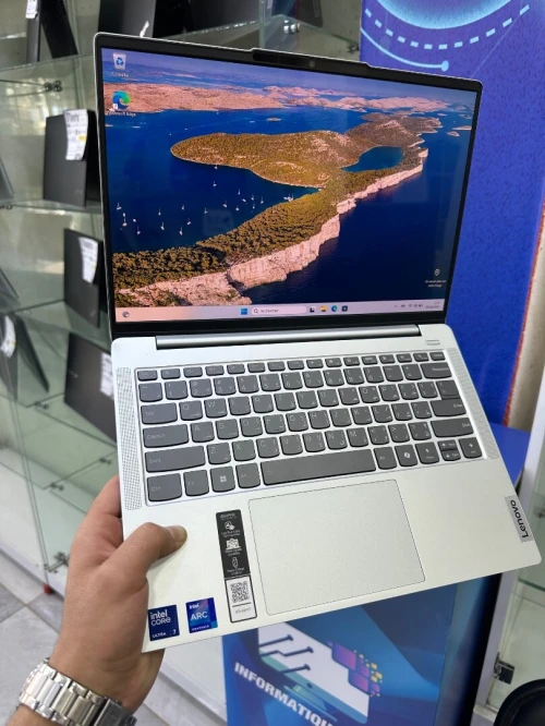 LENOVO IDEAPAD SLIM 5i  CORE : ULTRA 7 155H DISC : 512 GB  (SSD) RAM : 16 GB    INTEL ARC 08GB  