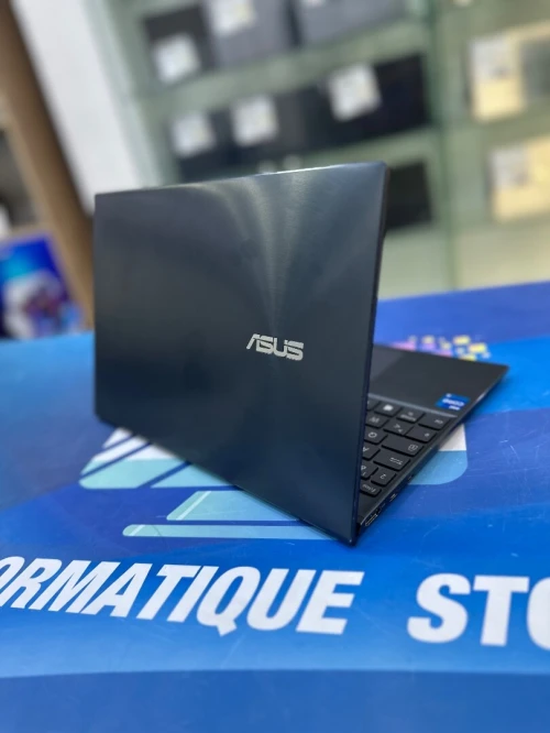 ASUS ZENBOOK 13 OLED UX325 CORE : Intel i5 - 1135G7  DISC : 512 GB  (SSD)  RAM : 16 GB  