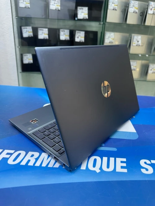 HP PAVILION 15  CORE : RYZEN 5 5500U DISC : 512 GB  (SSD)  RAM : 16 GB  