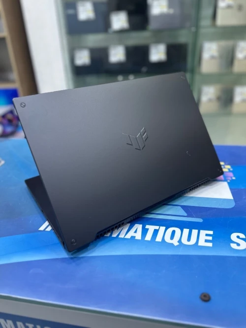 ASUS TUF F17  CORE : INTEL I5 - 12500H DISC : 01 TB  (SSD)  RAM : 32 GB  RTX 3050 4G