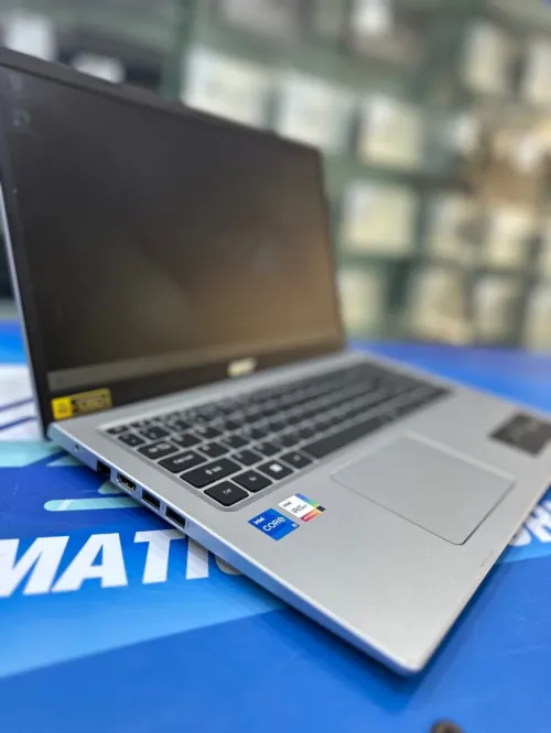 ACER ASPIRE A15 CORE : INTEL I5 - 1135G7 DISC : 256 GB  (SSD)  RAM : 08 GB