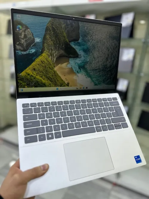DELL INSPIRON 5420  CORE : i5 / 1235U DISC : 512 GB  (SSD) RAM : 16 GB   