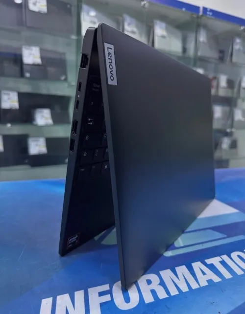 THINKPAD L16 GEN2 CORE : RYZEN 7 PRO 250W DISC :  512 GB (SSD)  RAM : 32 GB