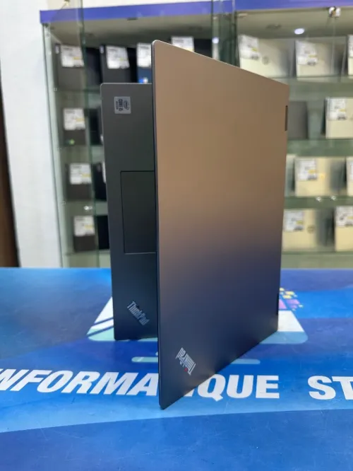 THINKPAD L13 YOGA X360 CORE : INTEL I5 - 10210U DISC :  256 GB  (SSD)  RAM : 08 GB