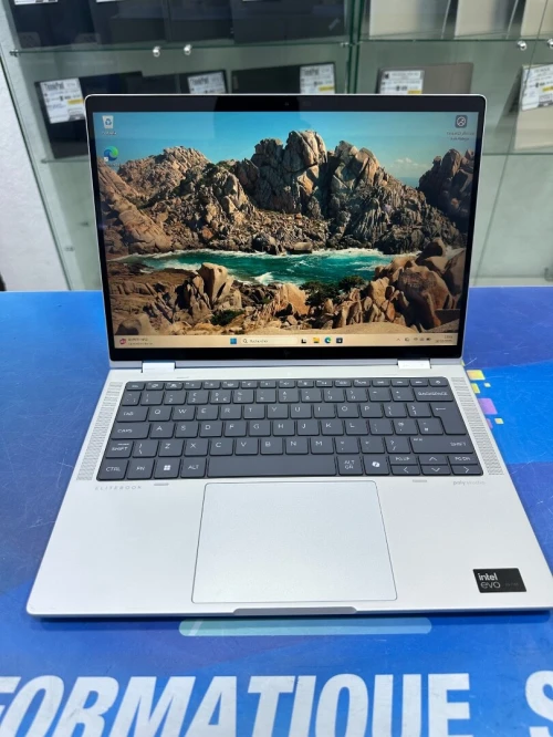 HP ELITEBOOK 1040 G11 X360 CORE : ULTRA 5 125U DISC :  256 GB  (SSD)  RAM : 16 GB  