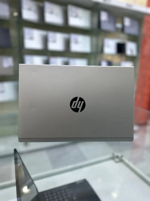 HP ELITEBOOK 635 G8 CORE : RYZEN 5 PRO 5675U DISC : 256 GB  (SSD) RAM : 16 GB   