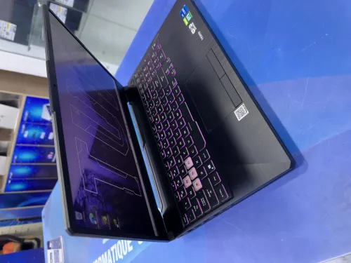ASUS TUF F15  CORE : INTEL I5 / 11400H DISC : 512 GB  (SSD)  RAM : 16 GB  RTX 3050 4GB