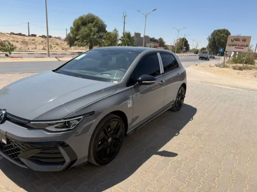Volkswagen Golf 8 2025 