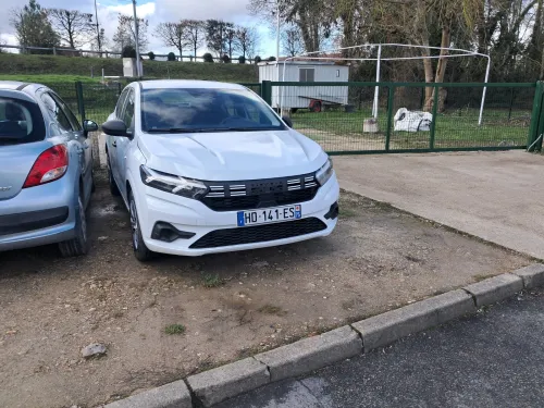 LOCATION VOITURE