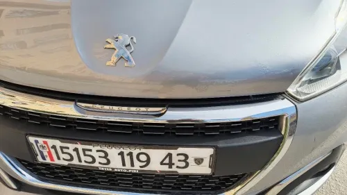 Peugeot 208 2019 Allure Facelift