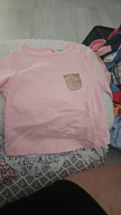 Vêtements d'occasion bébé 