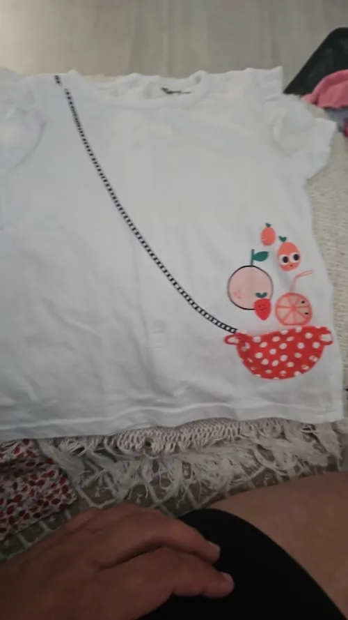 Vêtements d'occasion bébé 