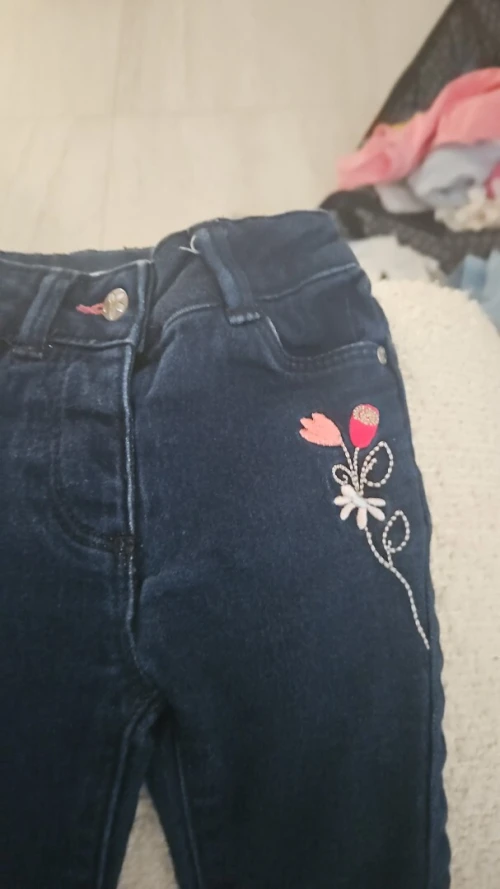 Vêtements d'occasion bébé 