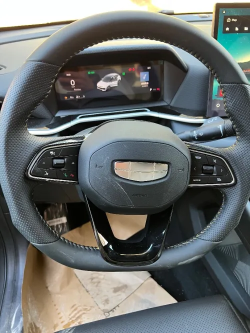 Geely Coolray 2026 