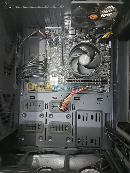 PC  GAMING+ ÉCRAN + CLAVIER ET SOURIS GAMING + CLE WIFI +DOUZEN 