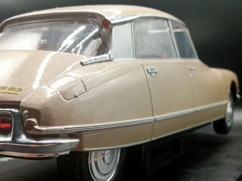 DS Pallas 1/24 rétro remplacer par un autre 