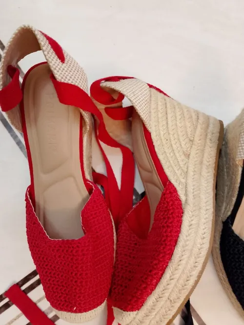 Sandales noir/rouge Primark