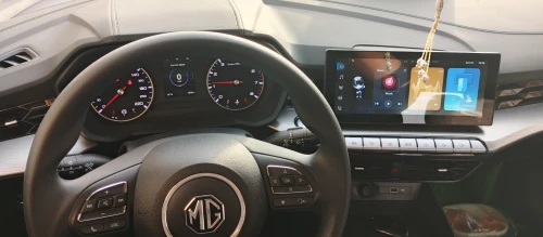 MG 5 2025 Manuel