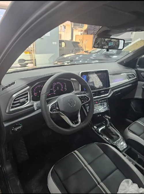 Volkswagen T-Roc 2025 R line Black Black