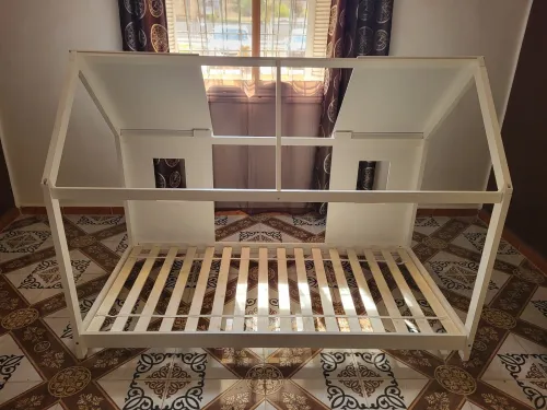 Lit bébé enfant cabane 