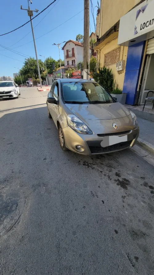 Renault Clio 3 2011 Exception