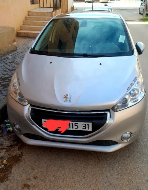 Peugeot 208 2015 208