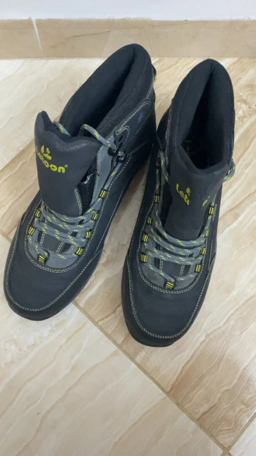 Chaussures à vendre