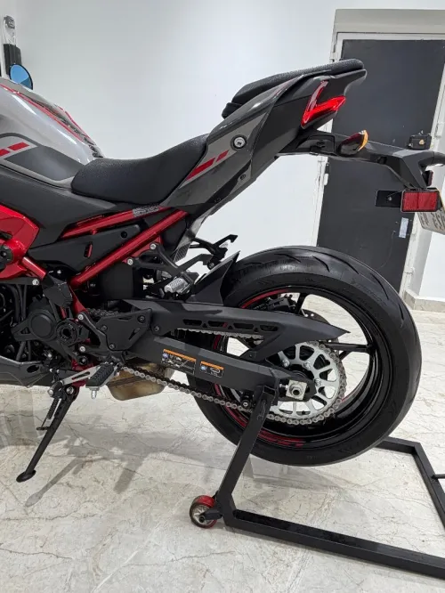 Kawazaki Z900 2025