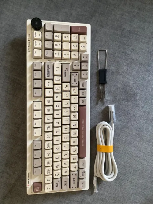 Clavier mécanique Epomaker RT100 97% Retro whit