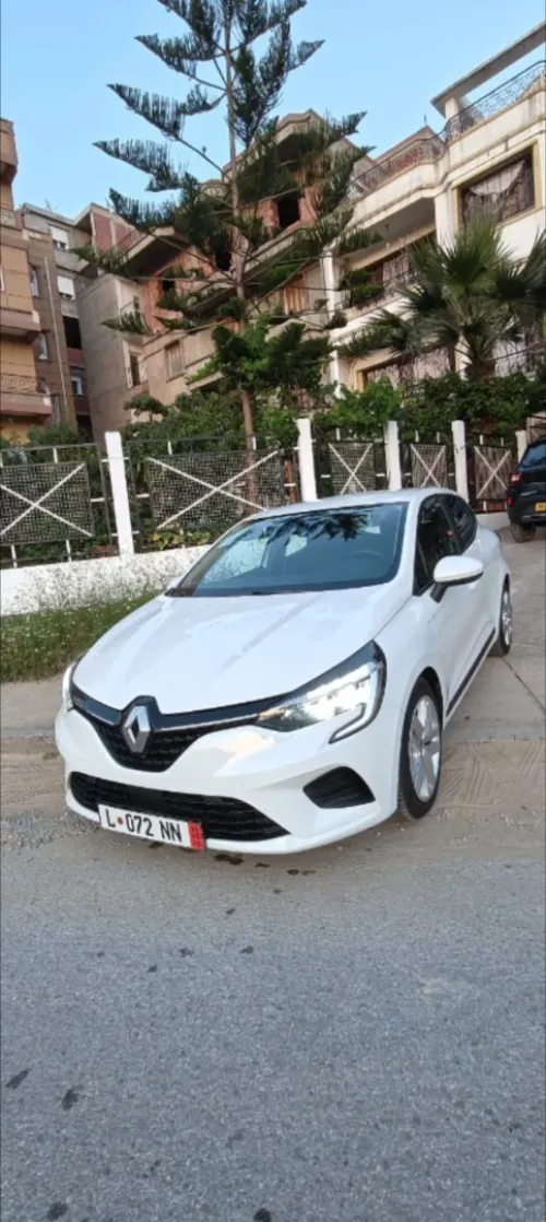 Renault Clio 5 e-tech hybrid 145 berline 2022 E-TECH HYBRID