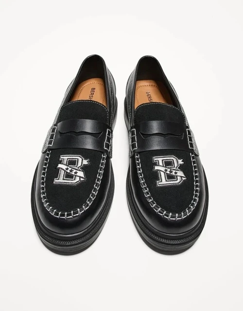 Mocassins Bershka Original la seule pièce en Algérie 