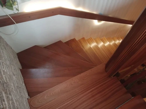 Escalier en bois