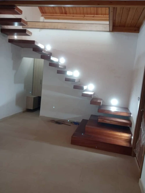 Escalier en bois