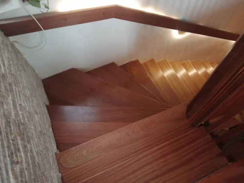 Escalier en bois
