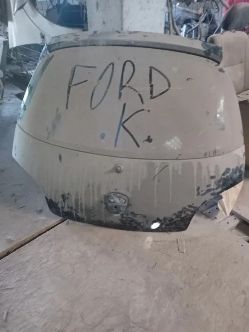 Mala ford K 2001