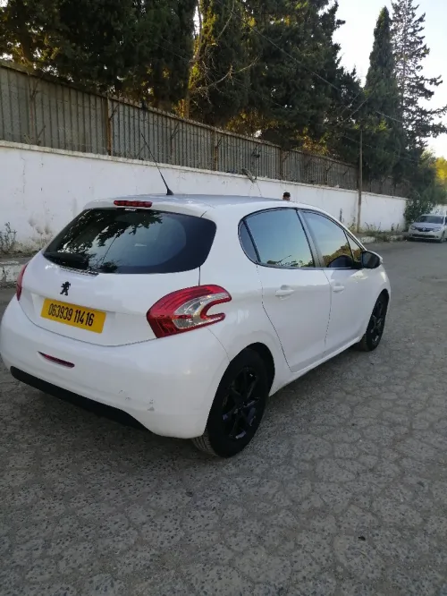 Peugeot 208 2014 Active