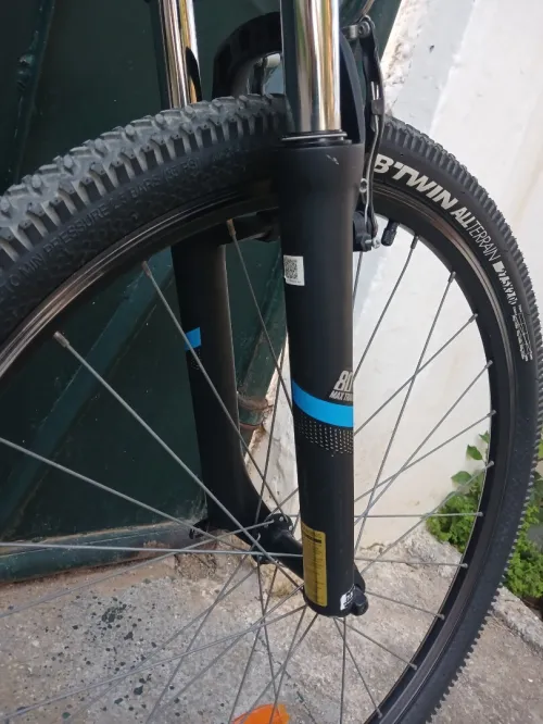 Velo Rockrider ST 100 L Neuf jdid