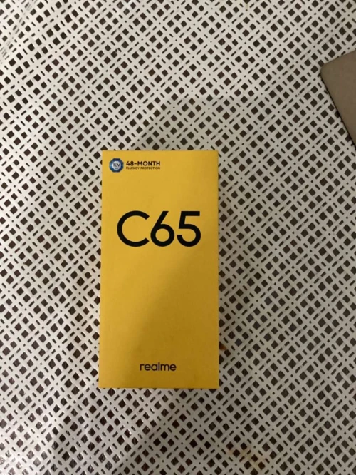relame c65 8/256 C65