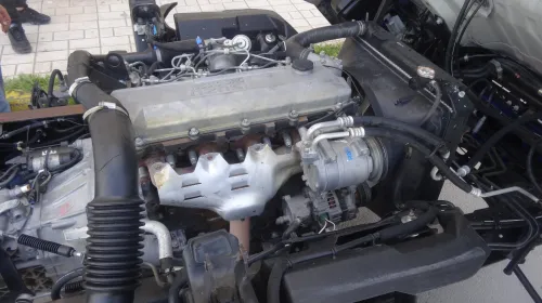 Isuzu NPR 2014