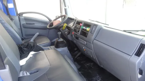 Isuzu NPR 2014