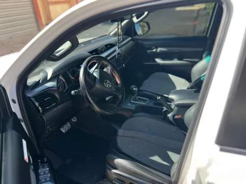 Toyota Hilux GR Sport 2024 GR 2.8L 204 cv 4x4