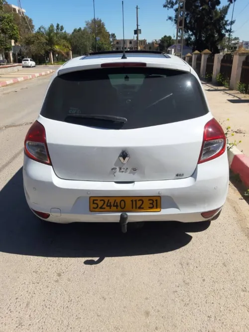 Renault Clio 3 2012 Night and Day